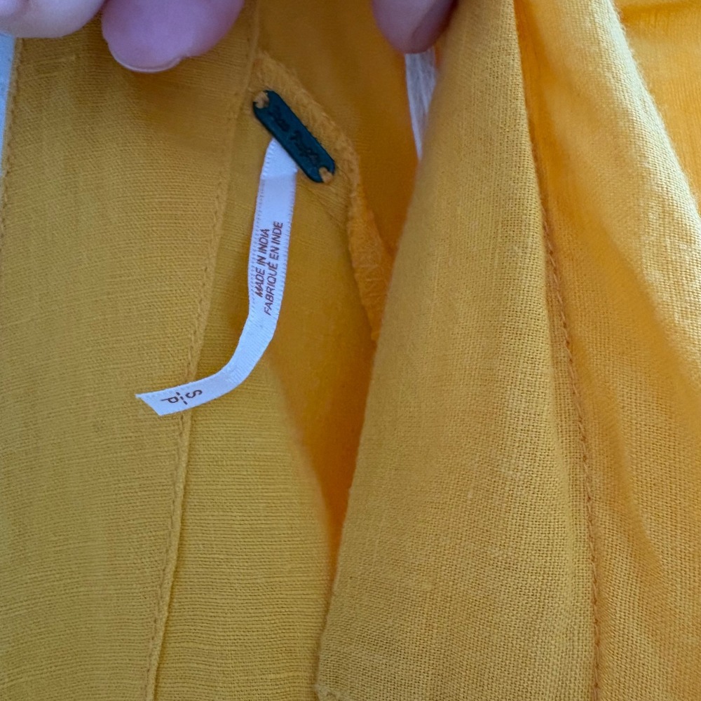 Free People Memory Of Love Top Yellow Linen Cotton Button Front V-Neck S - Picture 7 of 8